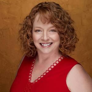 Meet your Posher, Carolyn